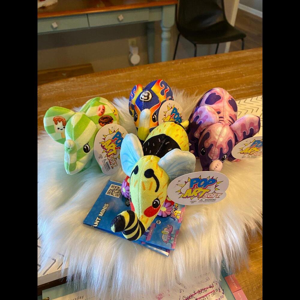 Pop Art Elephant Plush Bundle Like New!!